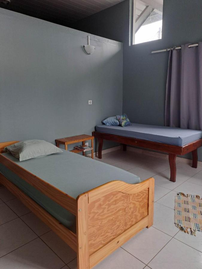 Hostel Laure Hebergement Loue Des Lits En Dortoir Faaa Zewnętrze zdjęcie